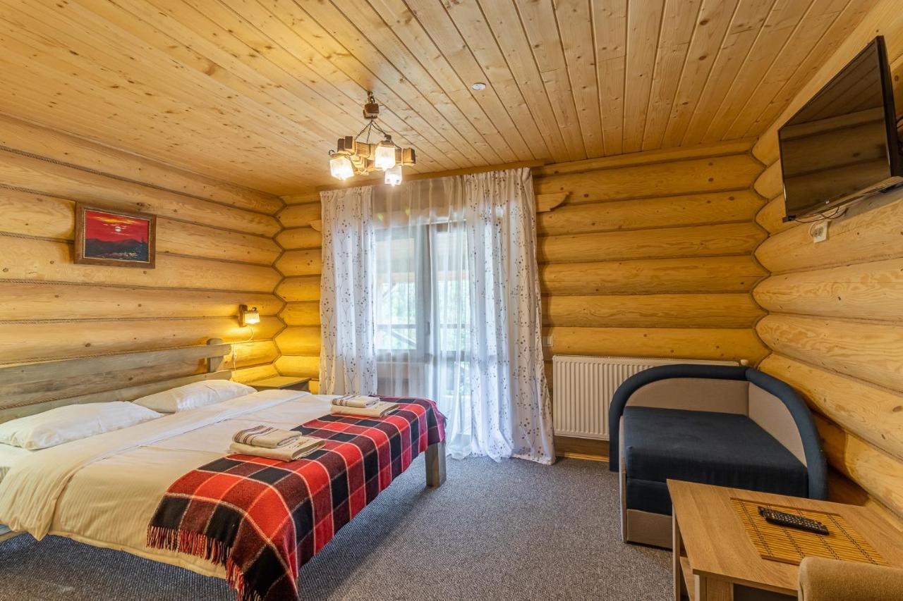 Konopka Guest House Bukovel Ngoại thất bức ảnh