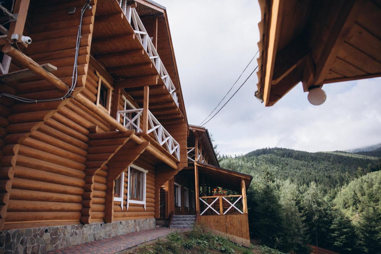 Konopka Guest House Bukovel Ngoại thất bức ảnh