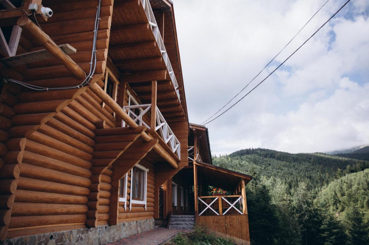 Konopka Guest House Bukovel Ngoại thất bức ảnh